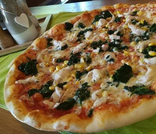 Umbrella pizza restaurant | restaurace Zlín | pizzerie | Polední menu Zlín  | GastroZlín | Zlínský kraj